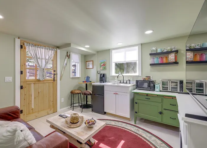 Brand New Casita By Superstition Mtns: Patio Holiday home